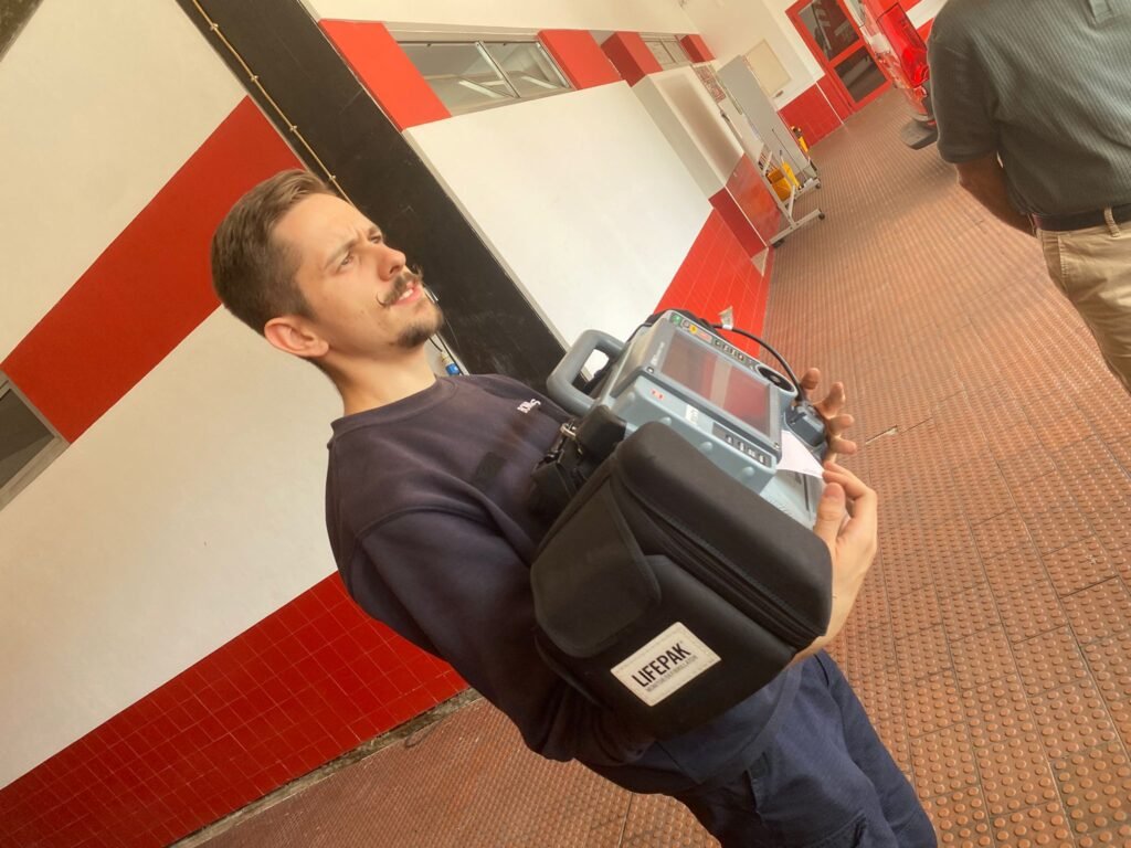 Visita aos Bombeiros de Guimarães 2 IMG 20250626 WA0012