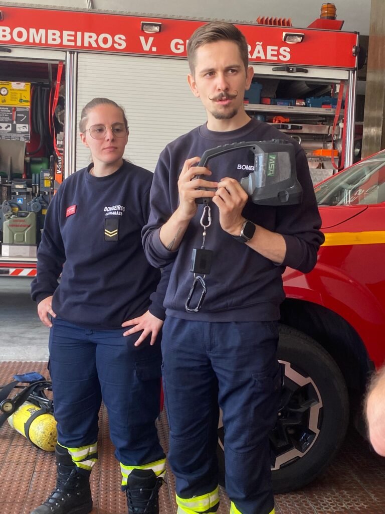 Visita aos Bombeiros de Guimarães 5 IMG 20250626 WA0015