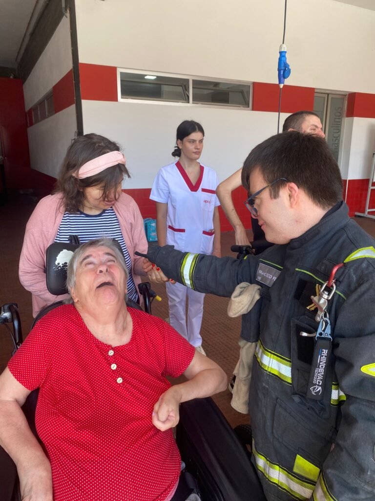 Visita aos Bombeiros de Guimarães 7 IMG 20250626 WA0018